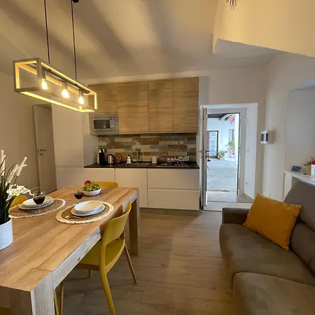 Casa Mari By World Apartment